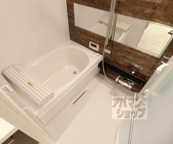 【レフィシア西院】間取