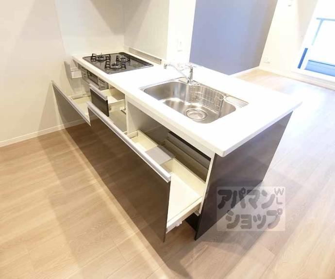 【レフィシア西院】間取