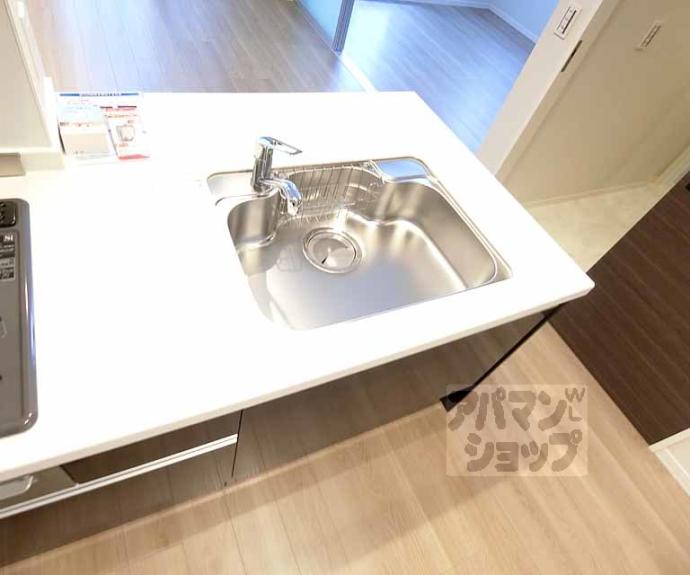 【レフィシア西院】間取