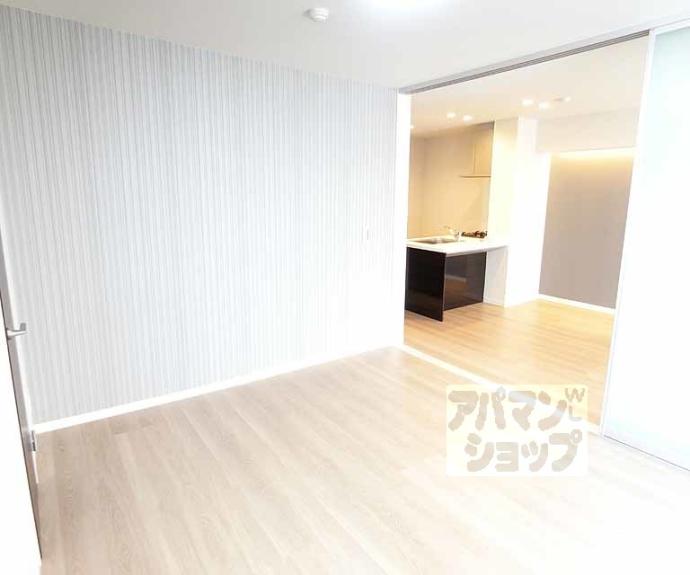 【レフィシア西院】間取