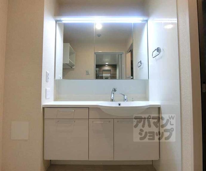 【ラ ネージュ】間取