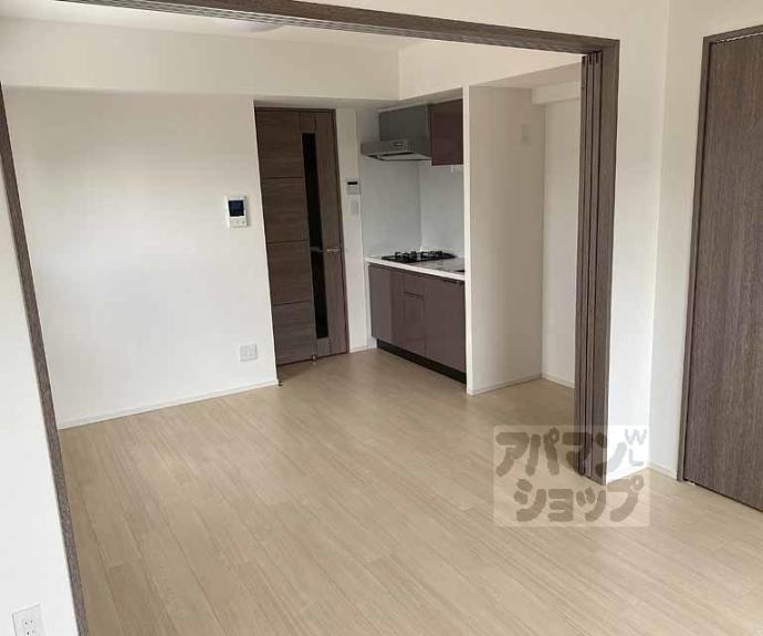 【ベラジオ雅び京都西院】間取