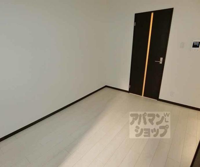 【サクシード太秦】間取