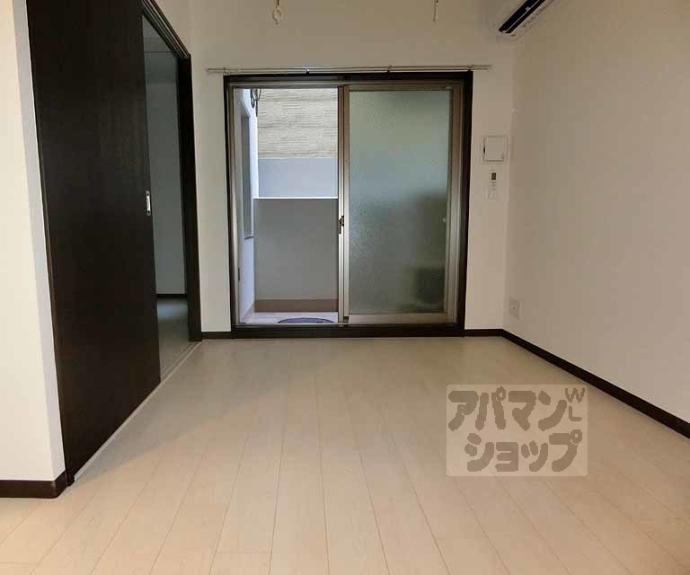 【サクシード太秦】間取