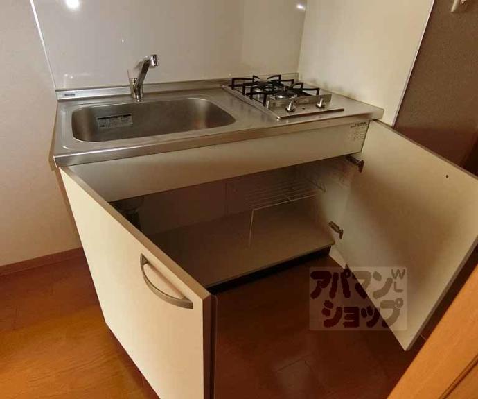 【グランドパレス西院 西館】間取