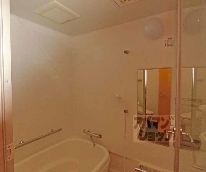 【グランドパレス西院 西館】間取