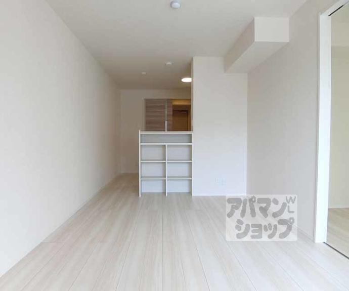 【アロース　フェリス】間取