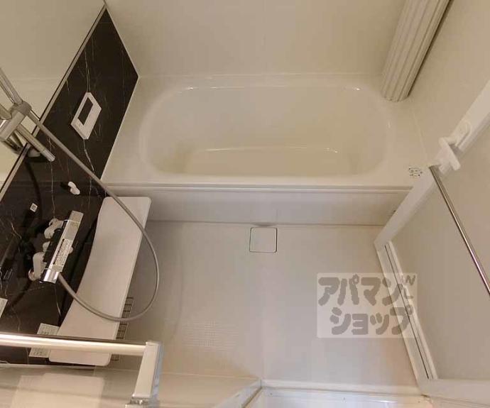 【アロース　フェリス】間取