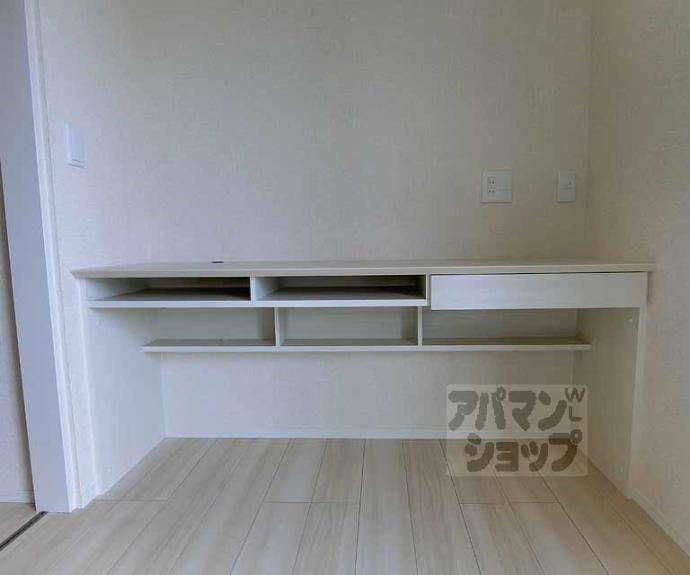 【アロース　フェリス】間取