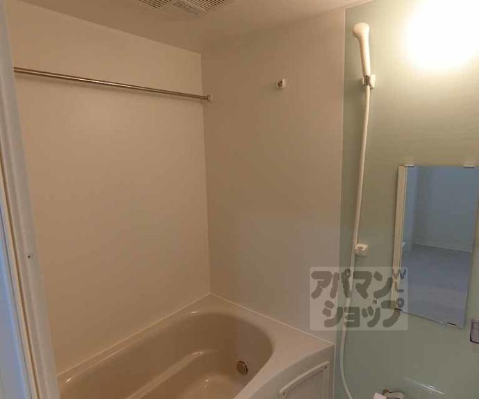 【ストーリーズ　うずまさ】間取