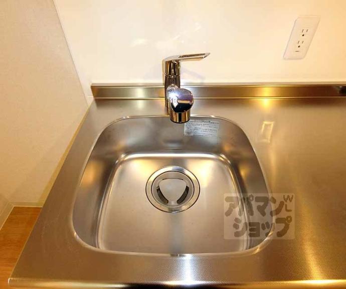 【ストーリーズ　うずまさ】間取