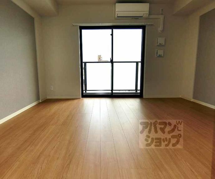 【ストーリーズ　うずまさ】間取