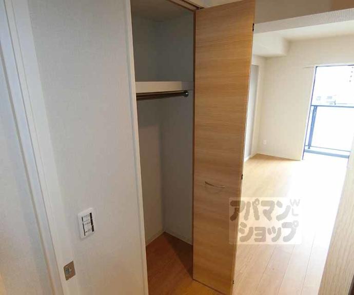 【ストーリーズ　うずまさ】間取