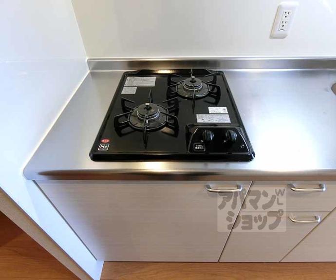 【ストーリーズ　うずまさ】間取