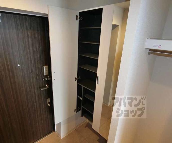 【ストーリーズ　うずまさ】間取