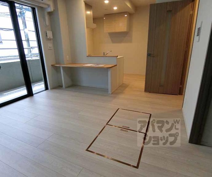 【クレアドーレ京都二条】間取