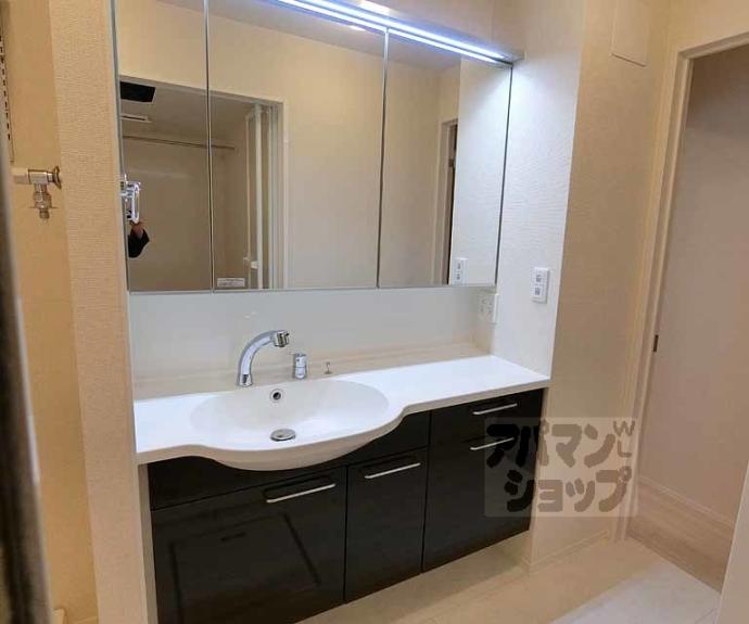 【太秦レジデンス　Ｅ棟】間取