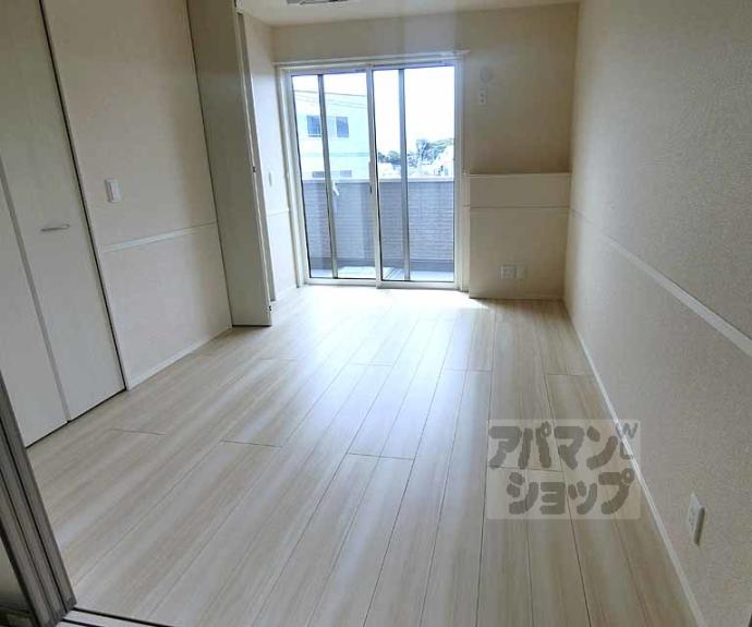 【太秦レジデンス　Ｅ棟】間取