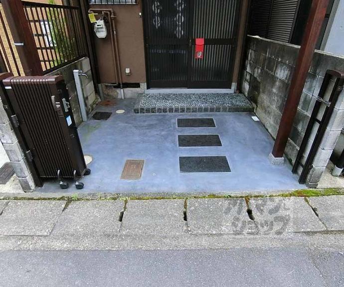 【嵯峨天龍寺北造路町２２－４１】間取