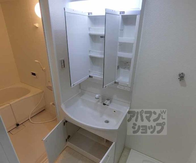 【アクシス西京極】間取