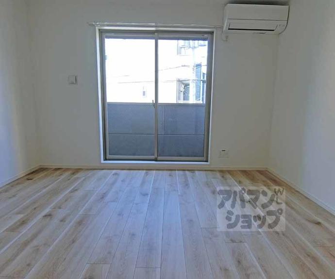 【フラッティ天神川三条】間取