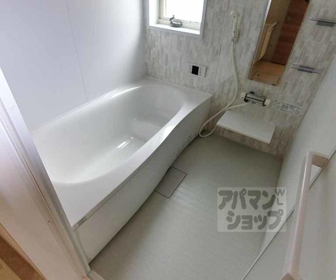 【コンフォール太秦】間取