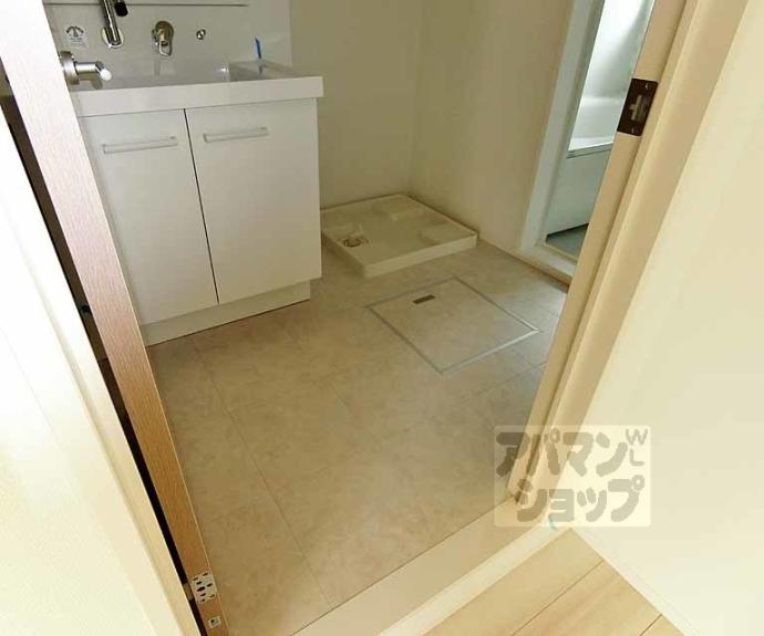 【コンフォール太秦】間取