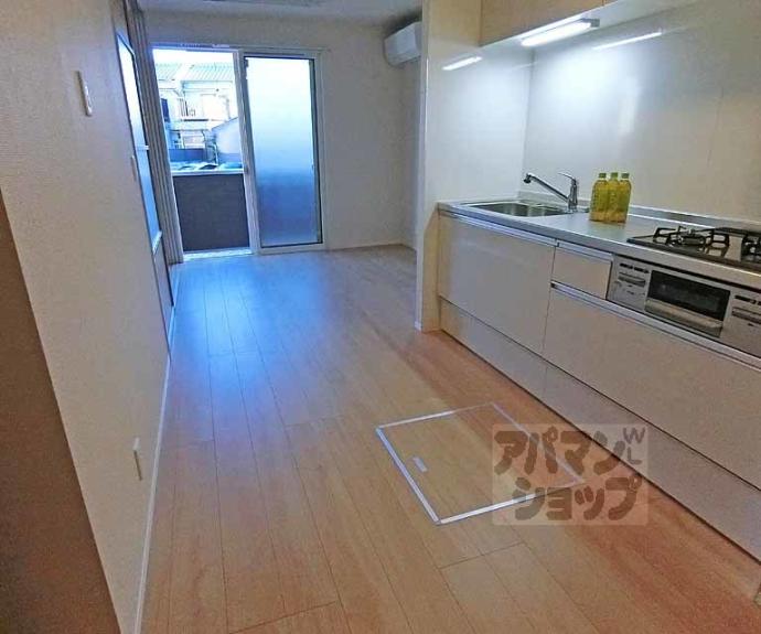 【オークテラス西京極】間取