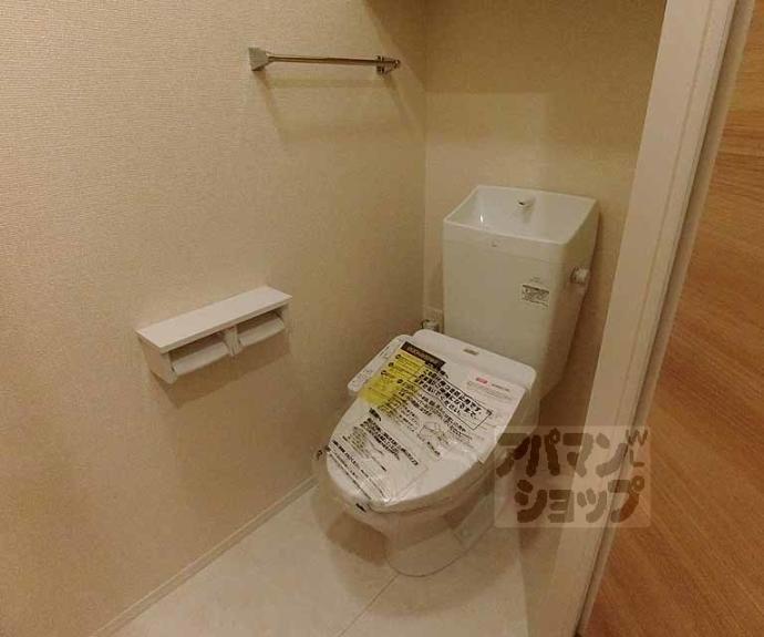 【オークテラス西京極】間取