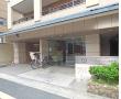 リソシエアージュ御所南：建物入口
