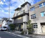 T HOUSE