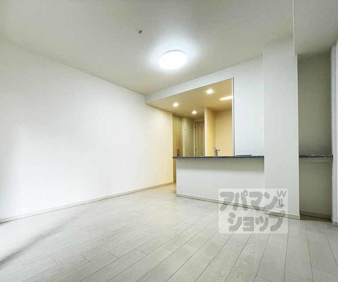 【四条烏丸クロスマーク】間取