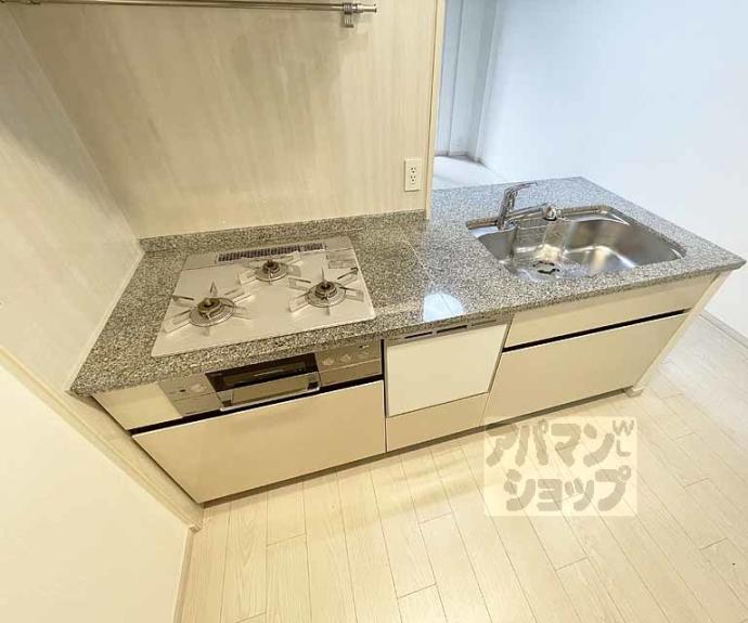 【四条烏丸クロスマーク】間取