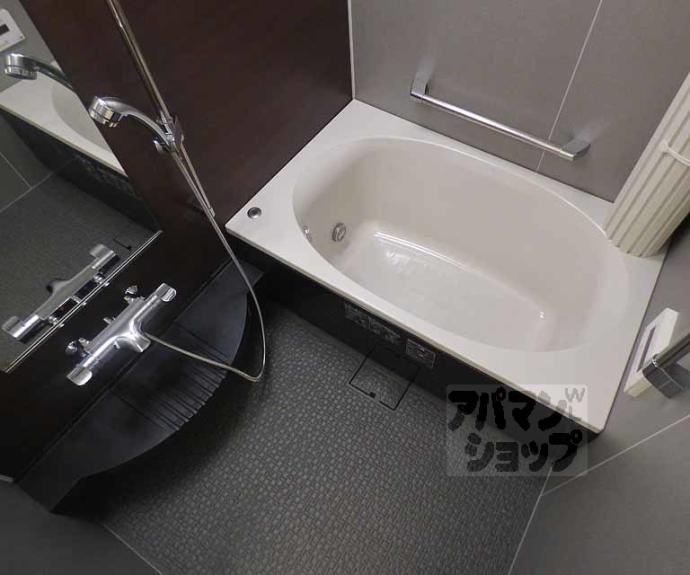 【四条烏丸クロスマーク】