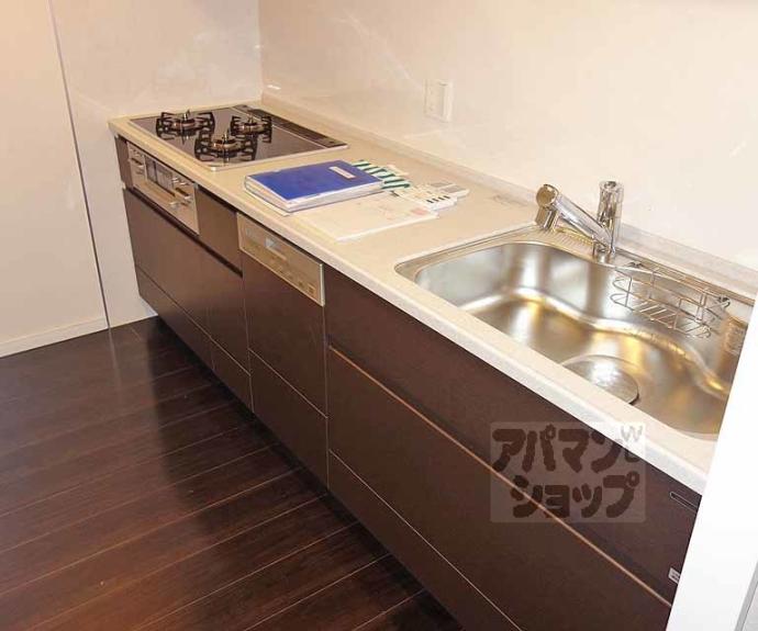 【ＴＨＥ　ＲＥＳＩＤＥＮＣＥ　京都東洞院四条】間取