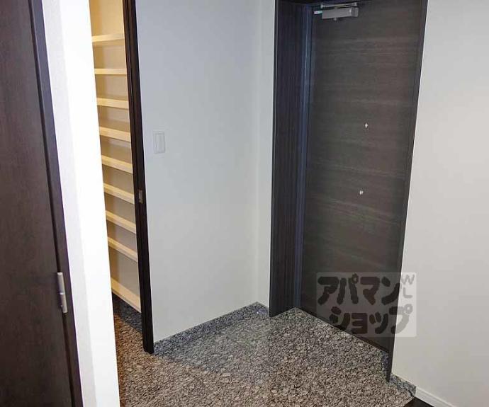 【ＴＨＥ　ＲＥＳＩＤＥＮＣＥ　京都東洞院四条】間取