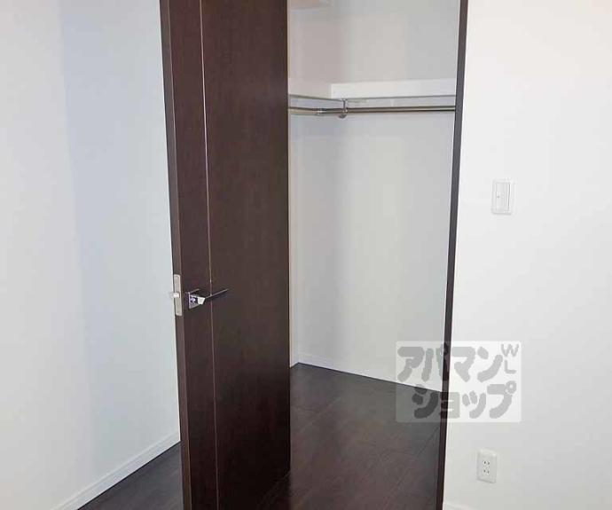 【ＴＨＥ　ＲＥＳＩＤＥＮＣＥ　京都東洞院四条】間取