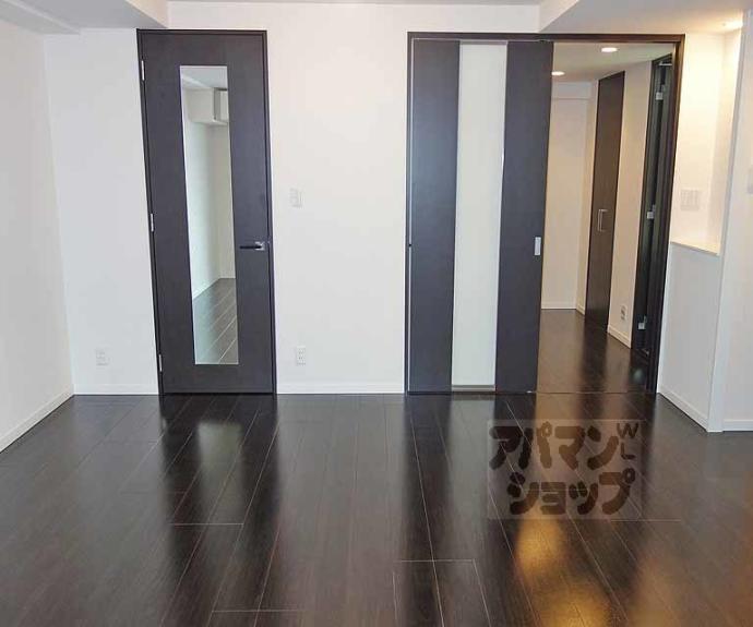 【ＴＨＥ　ＲＥＳＩＤＥＮＣＥ　京都東洞院四条】間取