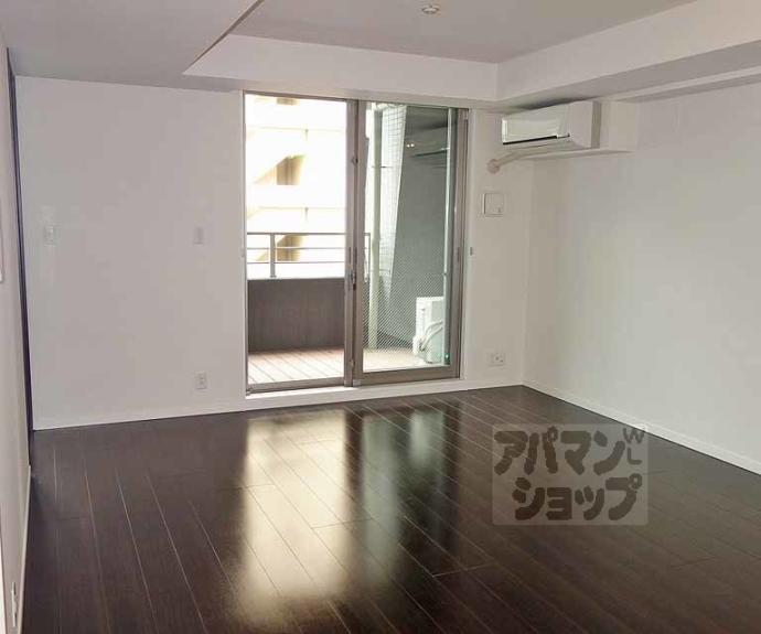 【ＴＨＥ　ＲＥＳＩＤＥＮＣＥ　京都東洞院四条】間取