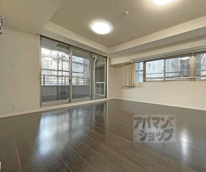 【ＴＨＥ　ＲＥＳＩＤＥＮＣＥ　京都東洞院四条】間取