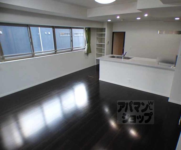 【ＴＨＥ　ＲＥＳＩＤＥＮＣＥ　京都東洞院四条】間取