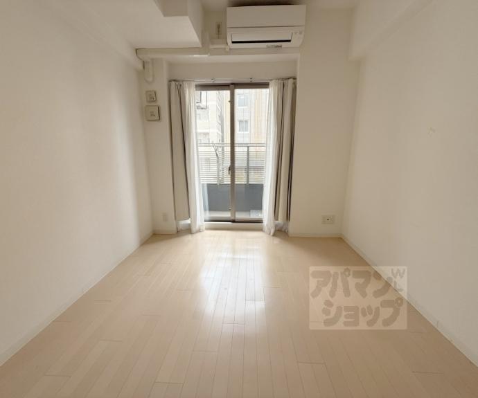 【エステムプラザ京都三条大橋】間取