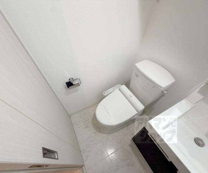 【エステムプラザ京都三条大橋】間取