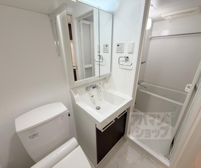 【エステムプラザ京都三条大橋】間取