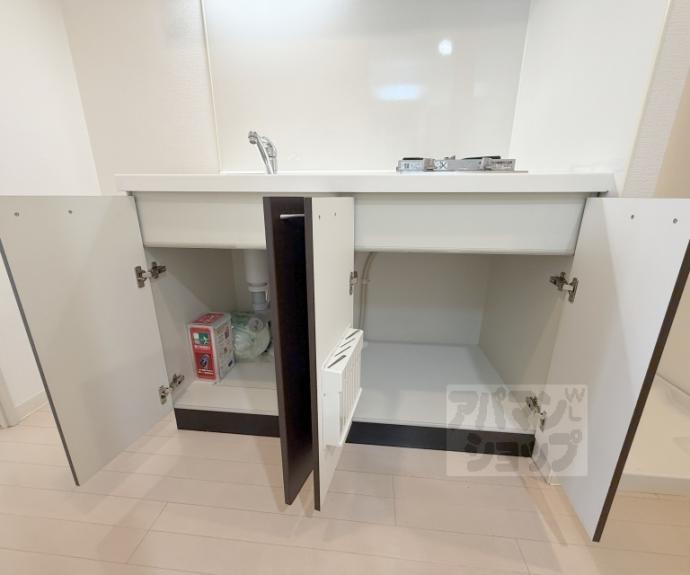 【エステムプラザ京都三条大橋】間取