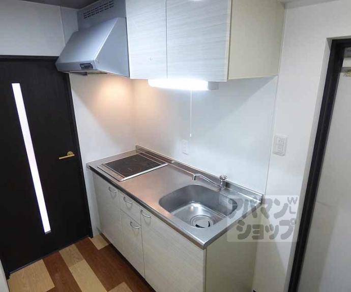 【Ｄｅａｒ　Ｃｏｕｒｔ四条烏丸】間取