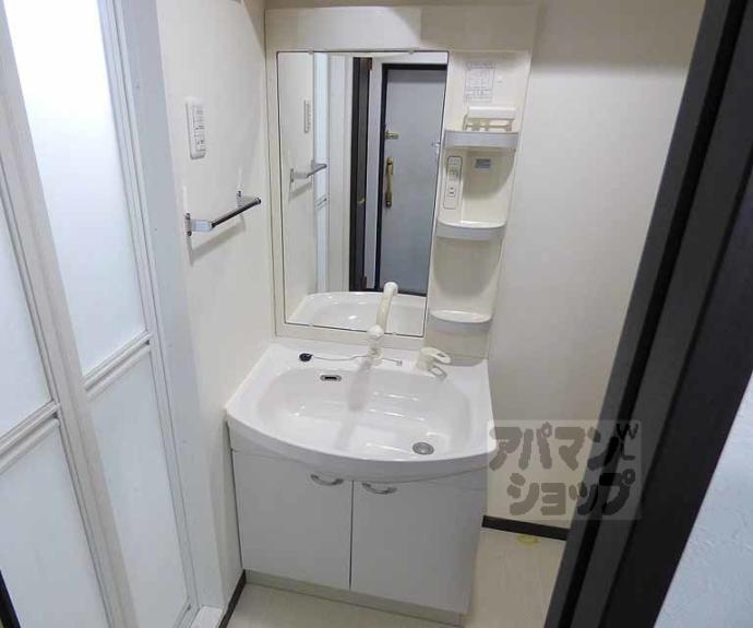 【Ｄｅａｒ　Ｃｏｕｒｔ四条烏丸】間取