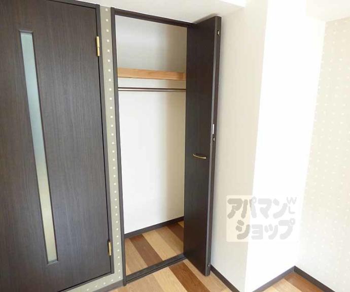 【Ｄｅａｒ　Ｃｏｕｒｔ四条烏丸】間取