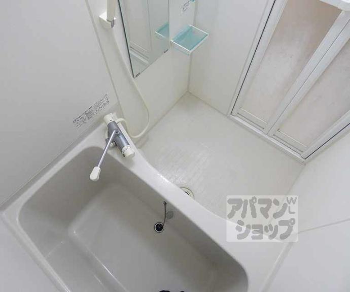 【Ｄｅａｒ　Ｃｏｕｒｔ四条烏丸】間取