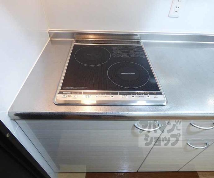 【Ｄｅａｒ　Ｃｏｕｒｔ四条烏丸】間取